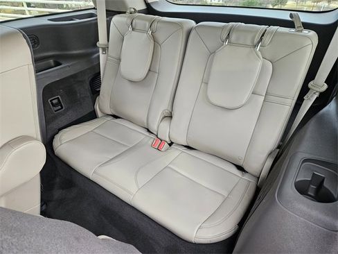 Used 2023 Lincoln Aviator 2WD w/ Premium Package image 30