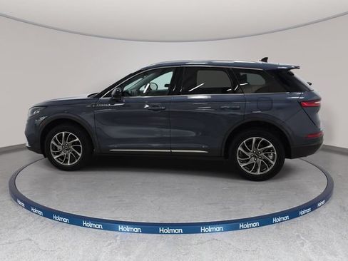 Certified 2022 Lincoln Corsair AWD w/ Equipment Group 101A image 8