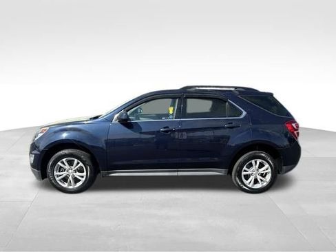 Used 2017 Chevrolet Equinox LT w/ Convenience Package image 3