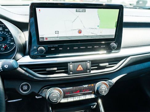 Used 2022 Kia Forte GT-Line w/ GT-Line Premium Package FWD image 18