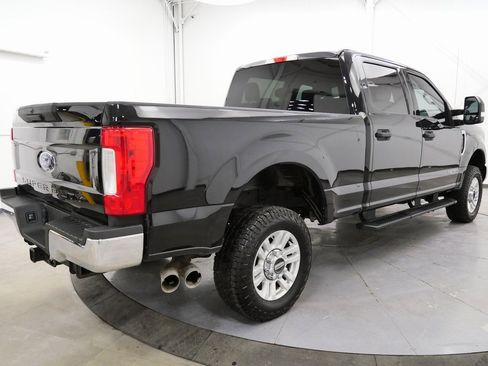 Used 2019 Ford F250 XLT image 7