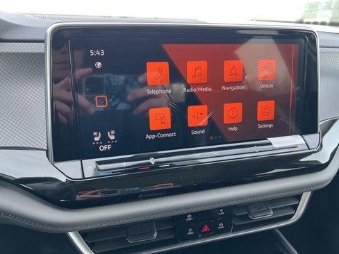 New 2026 Volkswagen Atlas Peak Edition AWD/4WD image 18