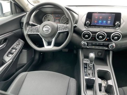 Certified 2023 Nissan Sentra S FWD image 8