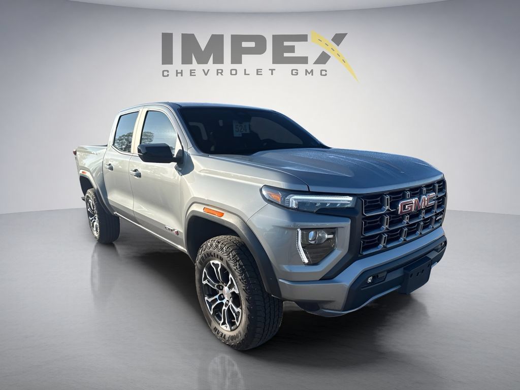 Used 2025 GMC Canyon AT4 w/ AT4 Premium Package AWD/4WD image 7
