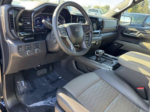 Used 2024 Chevrolet Silverado 1500 ZR2 w/ Technology Package AWD/4WD image 19