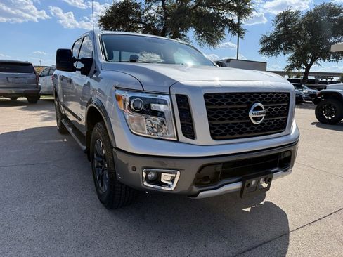 Used 2018 Nissan Titan PRO-4X w/ Pro-4x Utility Package AWD/4WD image 1