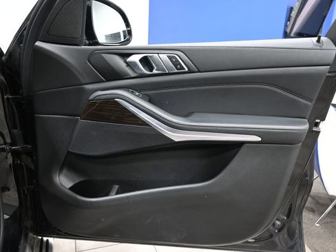 Used 2019 BMW X5 xDrive40i w/ Convenience Package image 19