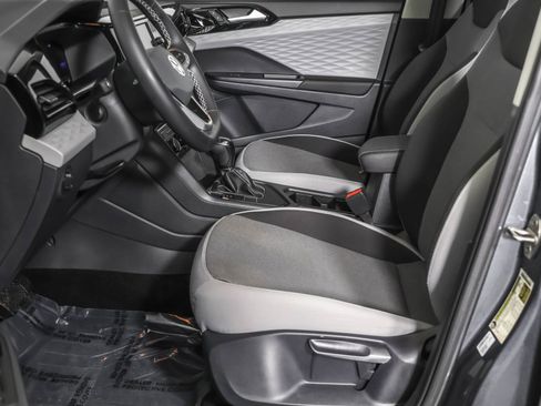 Used 2023 Volkswagen Taos S image 22