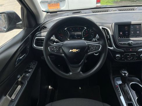 Used 2021 Chevrolet Equinox LT FWD image 13