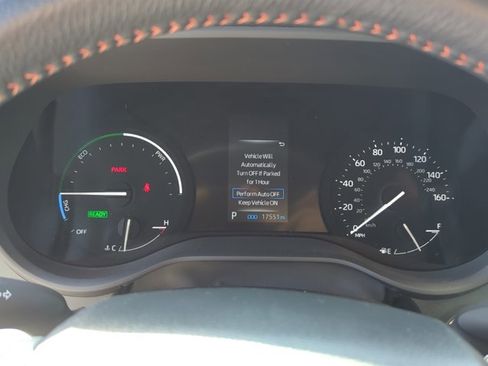 Used 2024 Toyota Sienna XSE w/ XSE Plus Package image 16