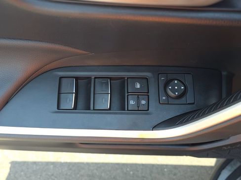 Used 2024 Toyota RAV4 XLE w/ Convenience Package FWD image 12