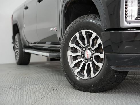 Used 2019 GMC Sierra 1500 AT4 image 17