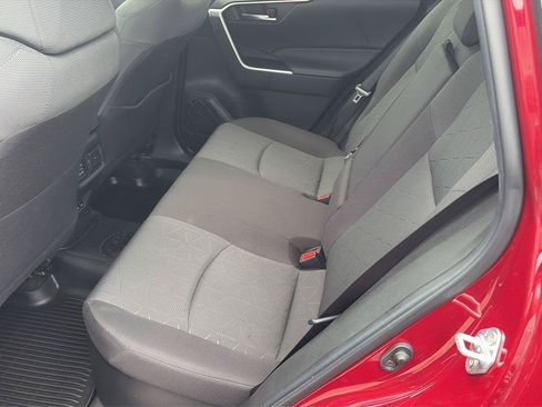 Used 2022 Toyota RAV4 XLE w/ Convenience Package AWD/4WD image 15