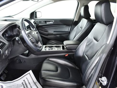 Used 2022 Ford Edge Titanium AWD/4WD image 6