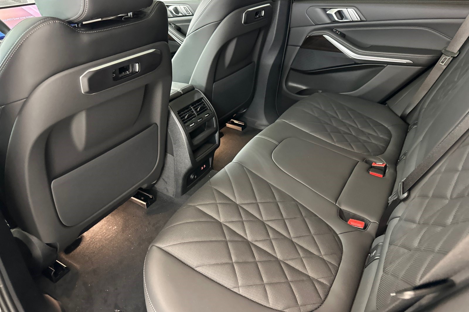 New 2026 BMW X5 xDrive40i AWD/4WD image 22