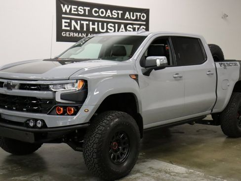 Used 2025 Chevrolet Silverado 1500 LTZ image 1