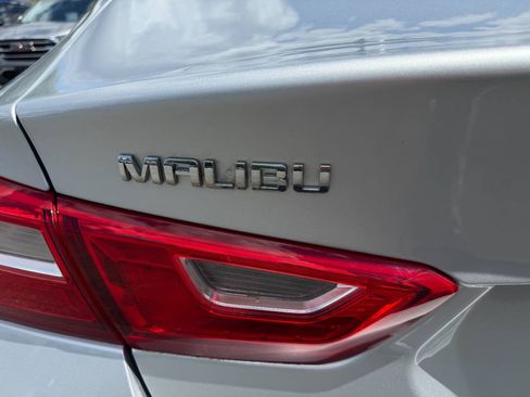 Used 2019 Chevrolet Malibu LS FWD image 11