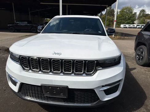 Used 2024 Jeep Grand Cherokee Limited 4xe AWD/4WD image 2