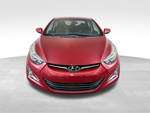 Used 2014 Hyundai Elantra Limited w/ Option Group 03 FWD image 9