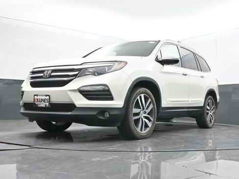 Used 2017 Honda Pilot Elite image 25