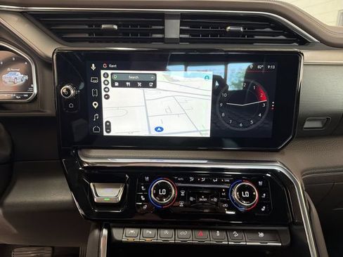 Certified 2024 GMC Sierra 1500 Denali AWD/4WD image 18