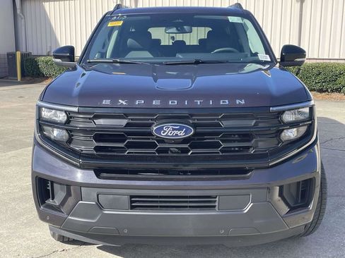 New 2025 Ford Expedition Max Active RWD image 8