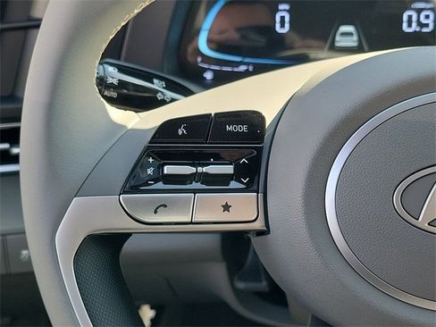 New 2026 Hyundai Elantra SEL Sport Premium image 5