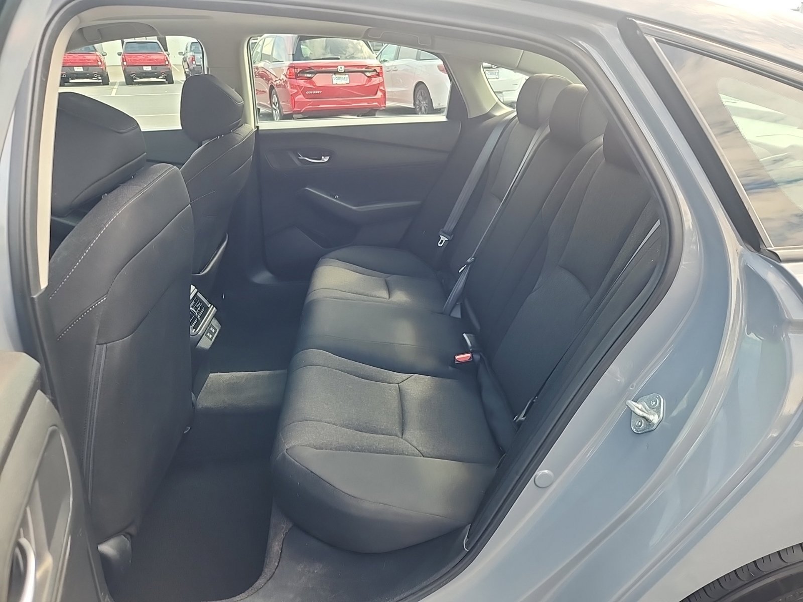 Used 2025 Honda Accord SE image 27