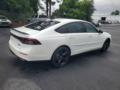 Used 2023 Honda Accord Sport image 6