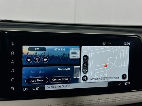 Used 2023 Nissan Ariya FWD image 19
