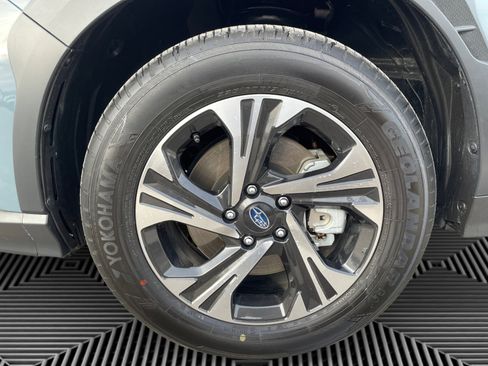 Certified 2025 Subaru Crosstrek 2.5i Premium image 17