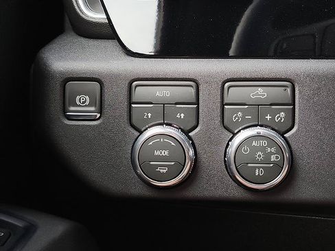 New 2026 GMC Sierra 1500 Elevation AWD/4WD image 19