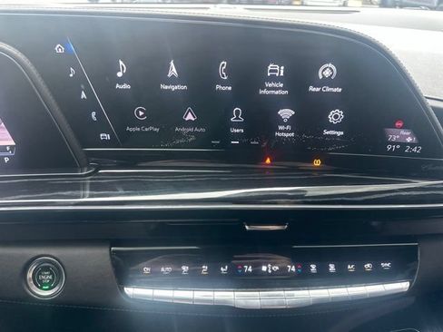Used 2021 Cadillac Escalade Sport RWD image 12