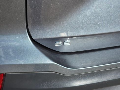Used 2026 Volkswagen Tiguan SE FWD image 8