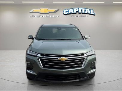 Used 2023 Chevrolet Traverse LT