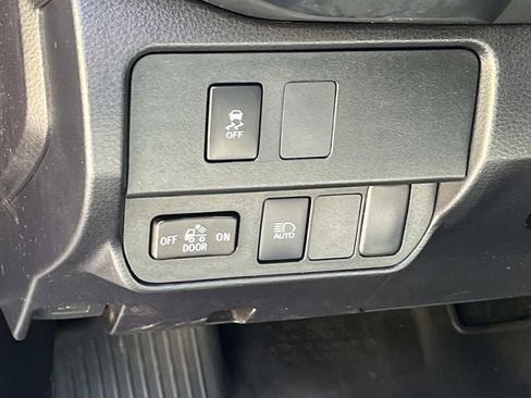 Used 2023 Toyota Tacoma SR image 25