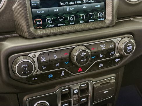 Used 2022 Jeep Wrangler Sahara w/ Cold Weather Group image 25