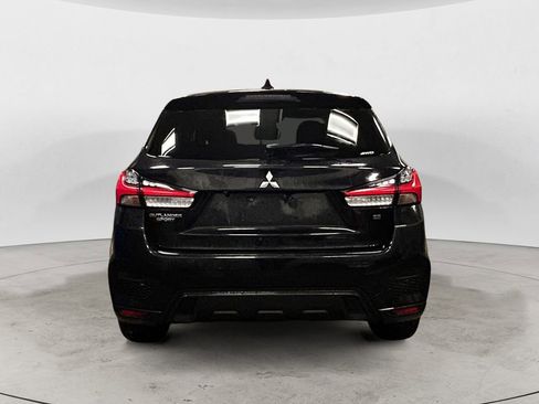 Used 2024 Mitsubishi Outlander Sport SE image 5