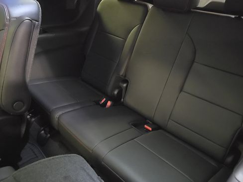 New 2026 Chevrolet Traverse RS w/ LPO, Floor Liner Package image 15