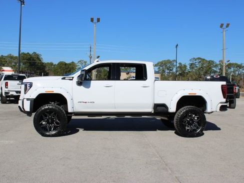 Used 2024 GMC Sierra 2500 AT4 w/ AT4 Premium Plus Package image 6