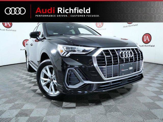 Certified 2023 Audi Q3 2.0T Premium Plus w/ Premium Plus Package AWD/4WD image 3