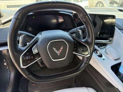 Used 2021 Chevrolet Corvette Stingray Preferred Conv w/ Z51 Performance Package RWD image 8