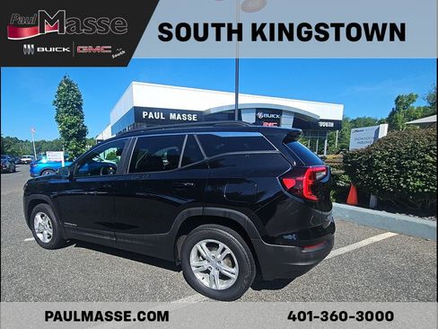 Used 2023 GMC Terrain SLE w/ Driver Convenience Package AWD/4WD image 5