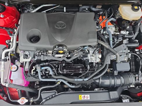 Used 2026 Toyota Camry SE FWD image 26