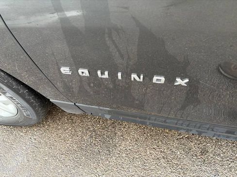 Used 2021 Chevrolet Equinox LT FWD image 44