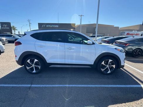 Used 2018 Hyundai Tucson Value w/ Cargo Package FWD image 6