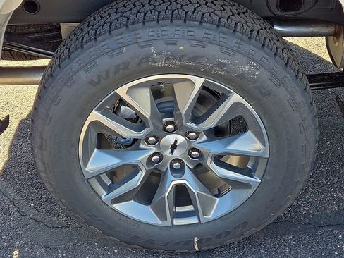 New 2026 Chevrolet Silverado 1500 RST w/ Z71 Off-Road Package image 6