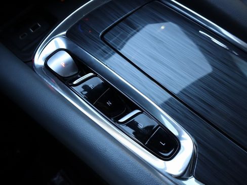 Used 2023 Buick Enclave Essence w/ Trailering Package, 5000 lbs. image 13