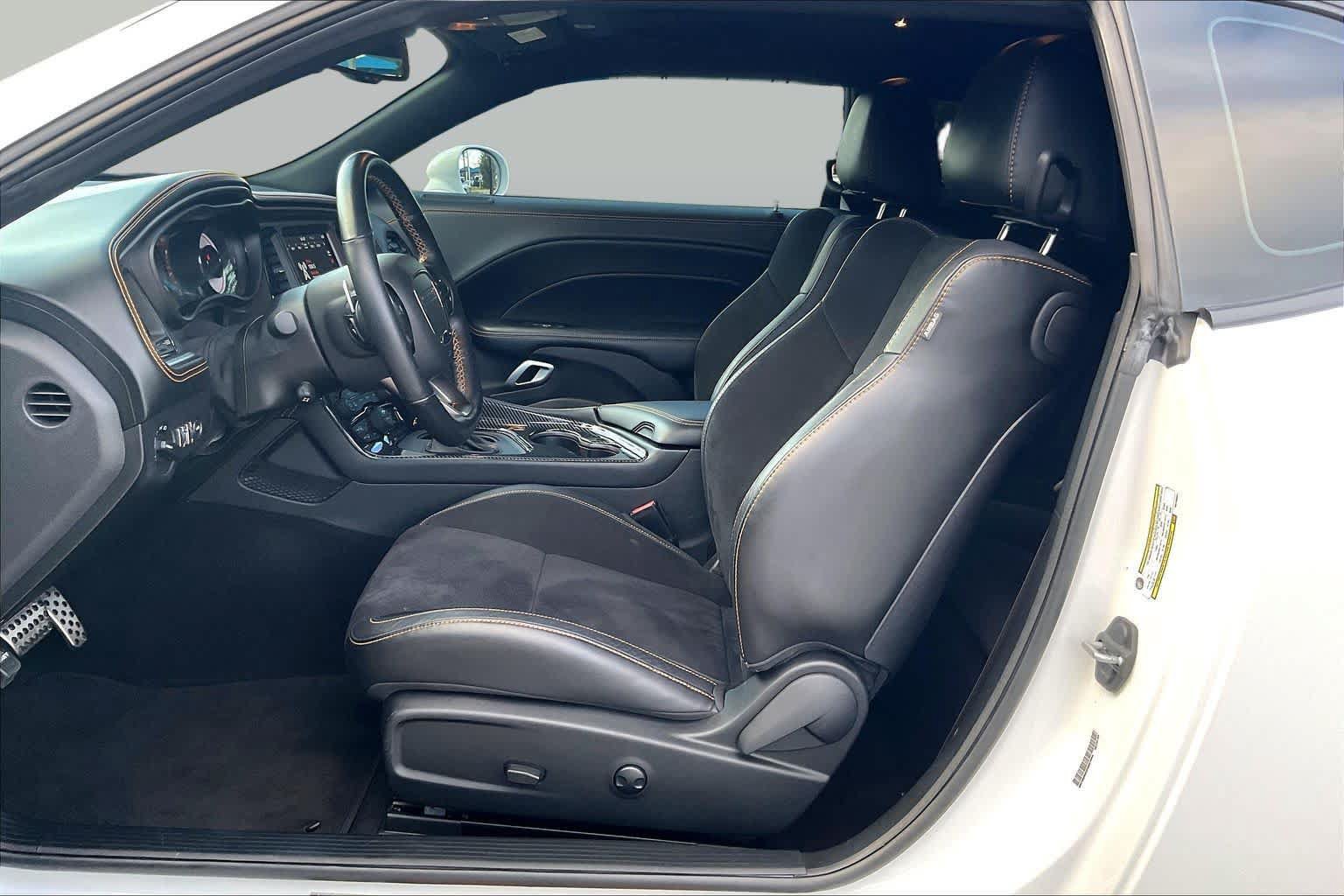 Used 2022 Dodge Challenger R/T Scat Pack RWD image 8