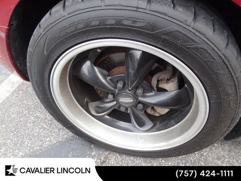 Used 2006 Ford Mustang Coupe RWD image 9